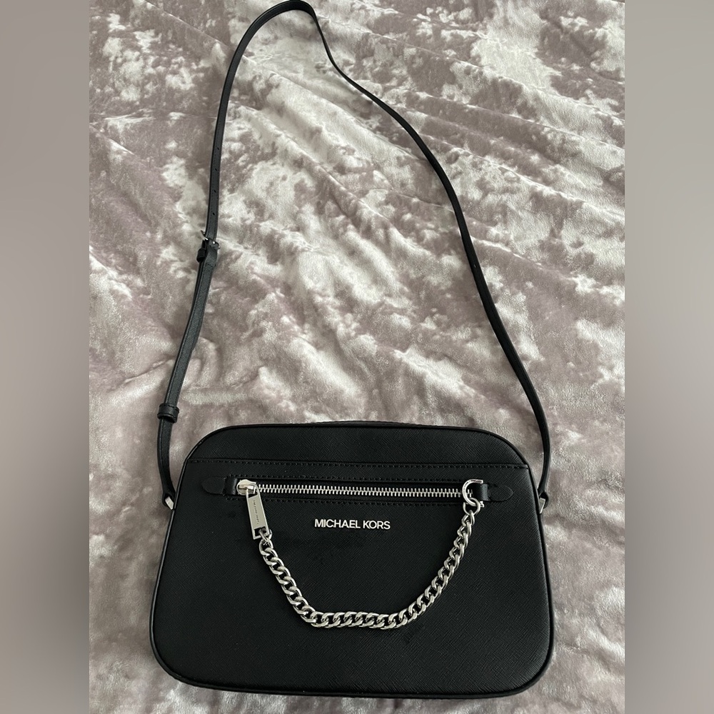MICHAEL KORS Jet Set Large East West Zip Chain Black Crossbody Bag